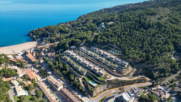 Apartamento de obra nueva con vistas al mar en venta en Sa Riera (Begur)