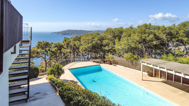 Elegante villa de lujo en Llafranc con increíbles vistas al mar