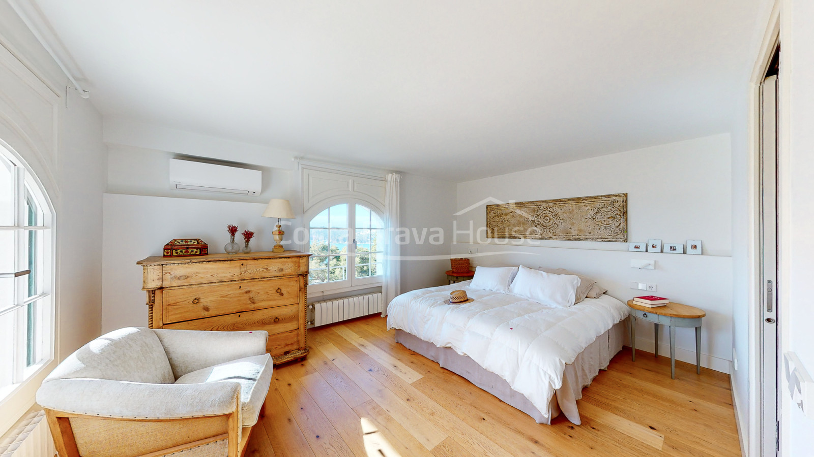 Luxurious and elegant villa in Llafranc with stunning sea views