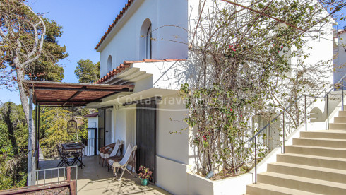 Luxurious and elegant villa in Llafranc with stunning sea views