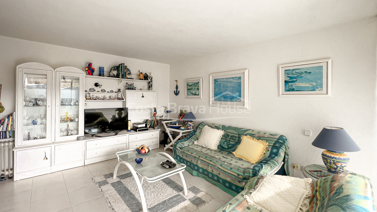 Apartament Tamariu Costa Brava a 850m de platja. Piscina, terrassa i pàrquing
