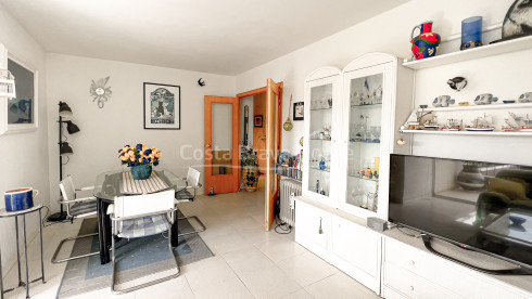 Apartament Tamariu Costa Brava a 850m de platja. Piscina, terrassa i pàrquing