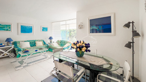 Apartament Tamariu Costa Brava a 850m de platja. Piscina, terrassa i pàrquing