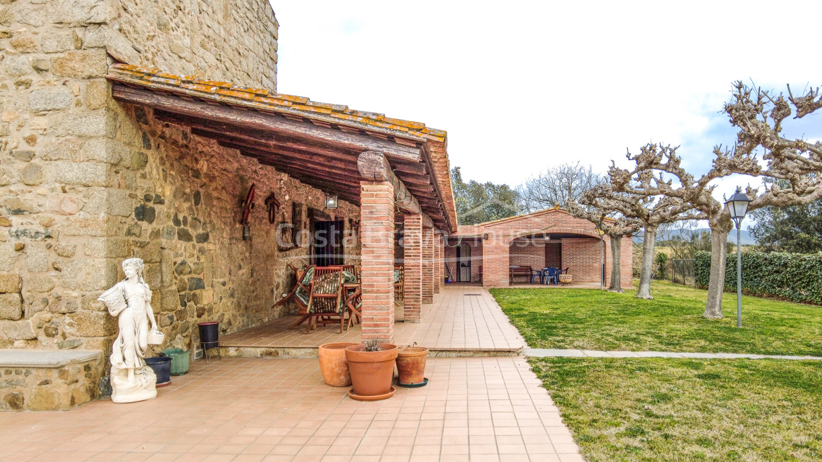 Masia restaurada a Llagostera a prop Costa Brava
