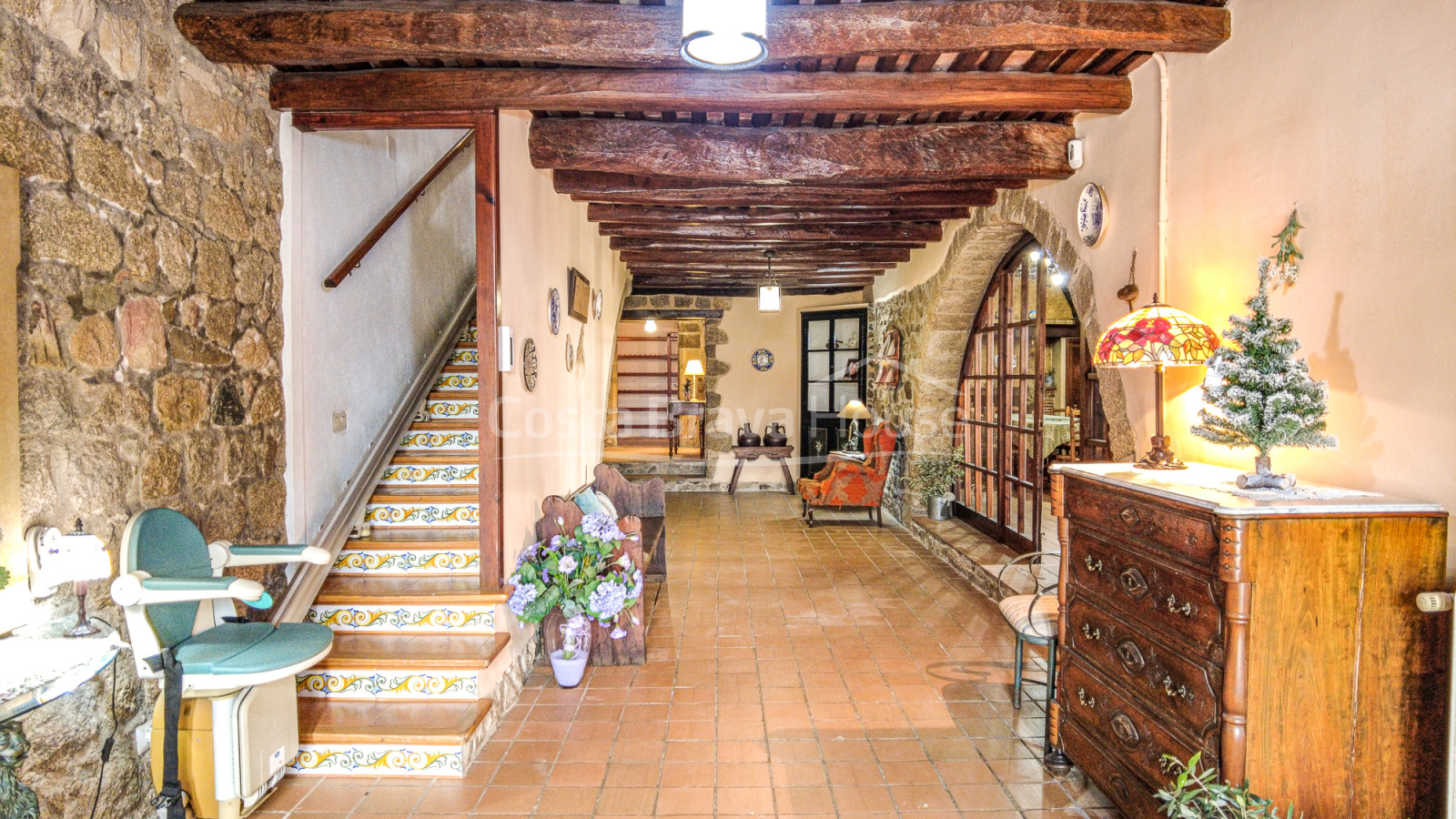 Masia restaurada a Llagostera a prop Costa Brava