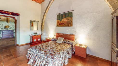 Masia restaurada a Llagostera a prop Costa Brava