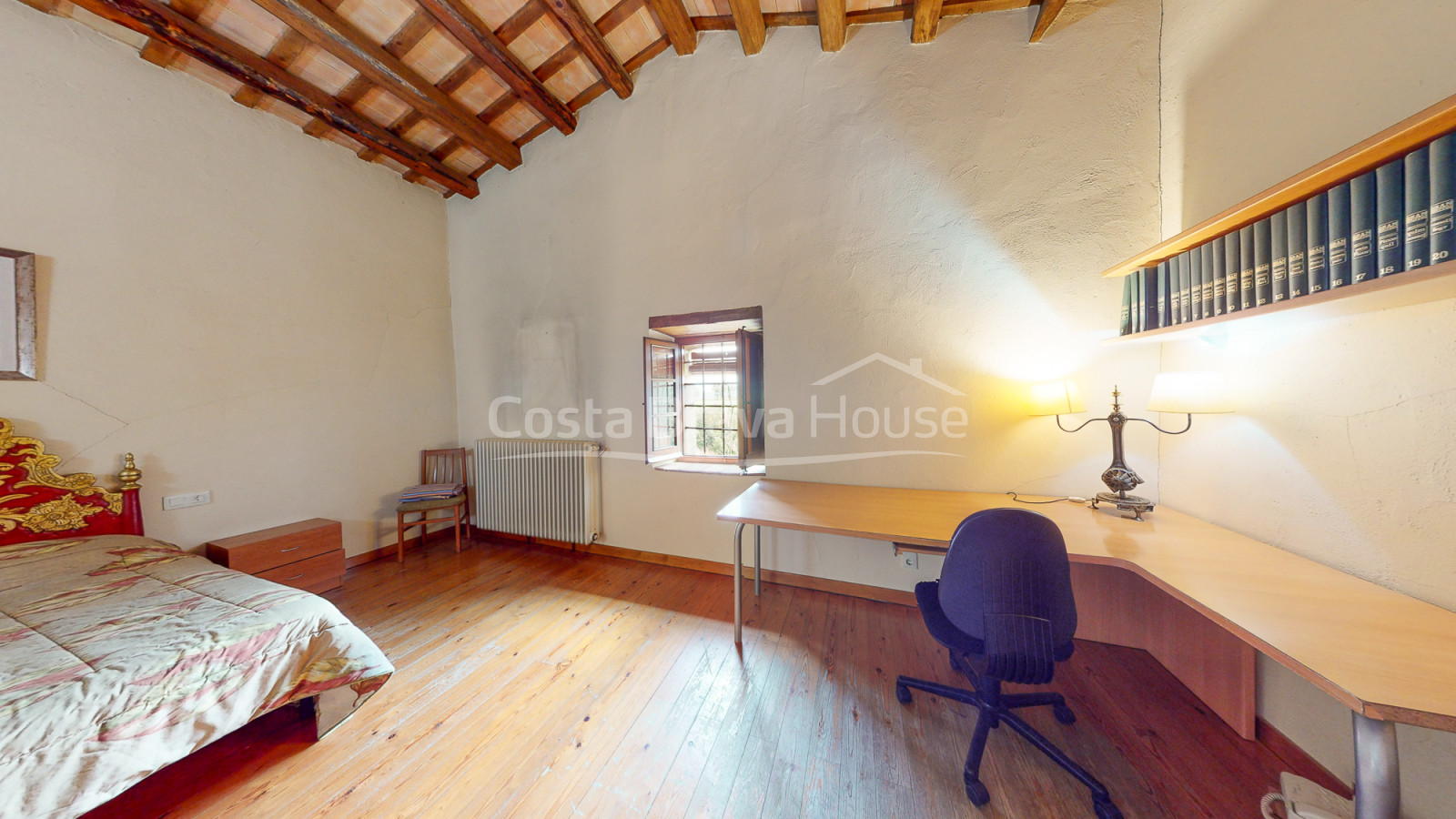Masia restaurada a Llagostera a prop Costa Brava