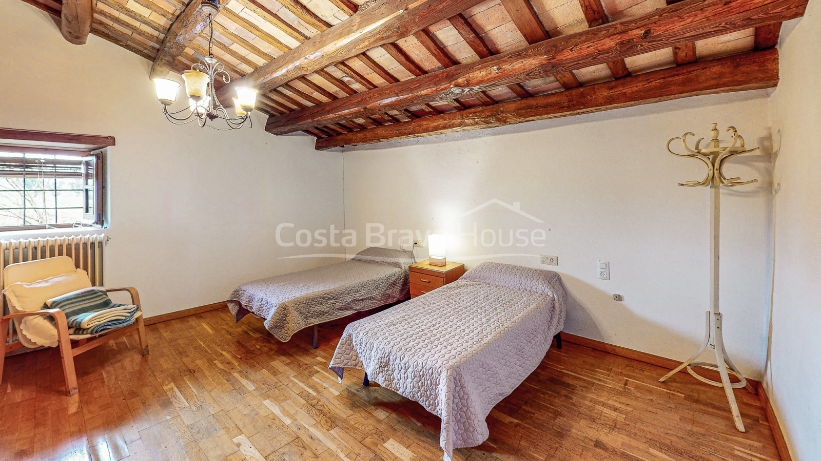 Masia restaurada a Llagostera a prop Costa Brava