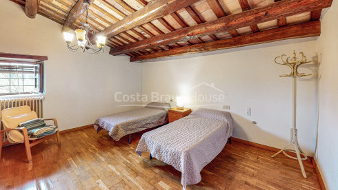 Masia restaurada a Llagostera a prop Costa Brava