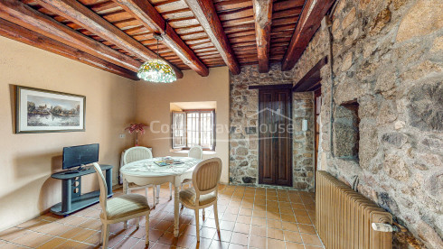 Masia restaurada a Llagostera a prop Costa Brava