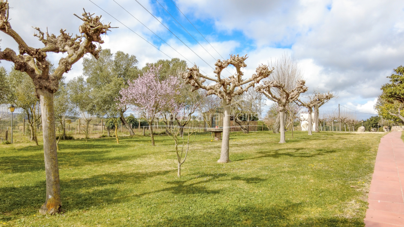Masia restaurada a Llagostera a prop Costa Brava