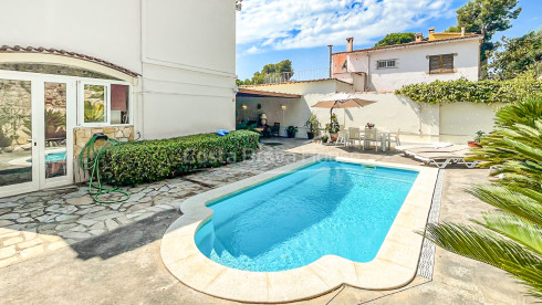 Casa de lujo en Platja d'Aro con piscina y cercanía a la playa