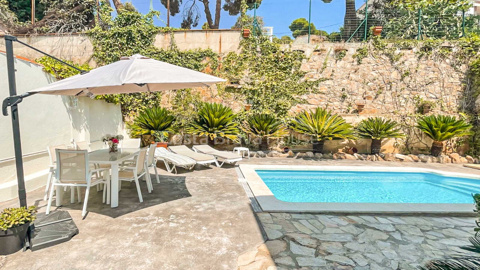 Casa de lujo en Platja d'Aro con piscina y cercanía a la playa