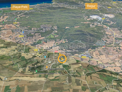Exclusief perceel van 2.842 m² te koop in het historische Pals (Costa Brava). Diverse ontwikkelingsmogelijkheden