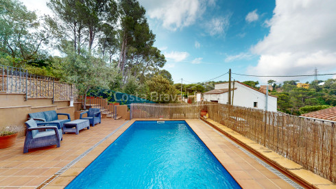 Maison avec piscine à vendre à Begur Costa Brava