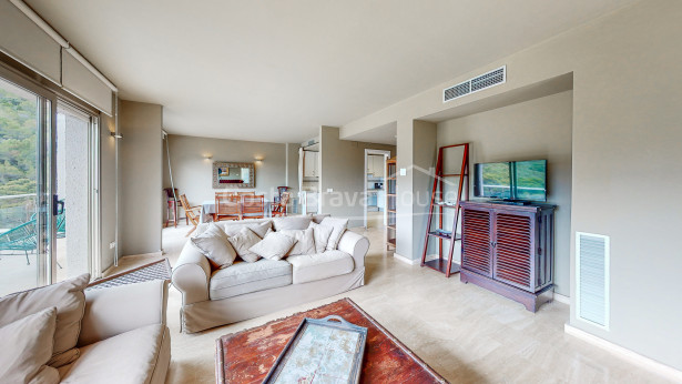 Luxury duplex in Begur Sa Tuna steps from the beach