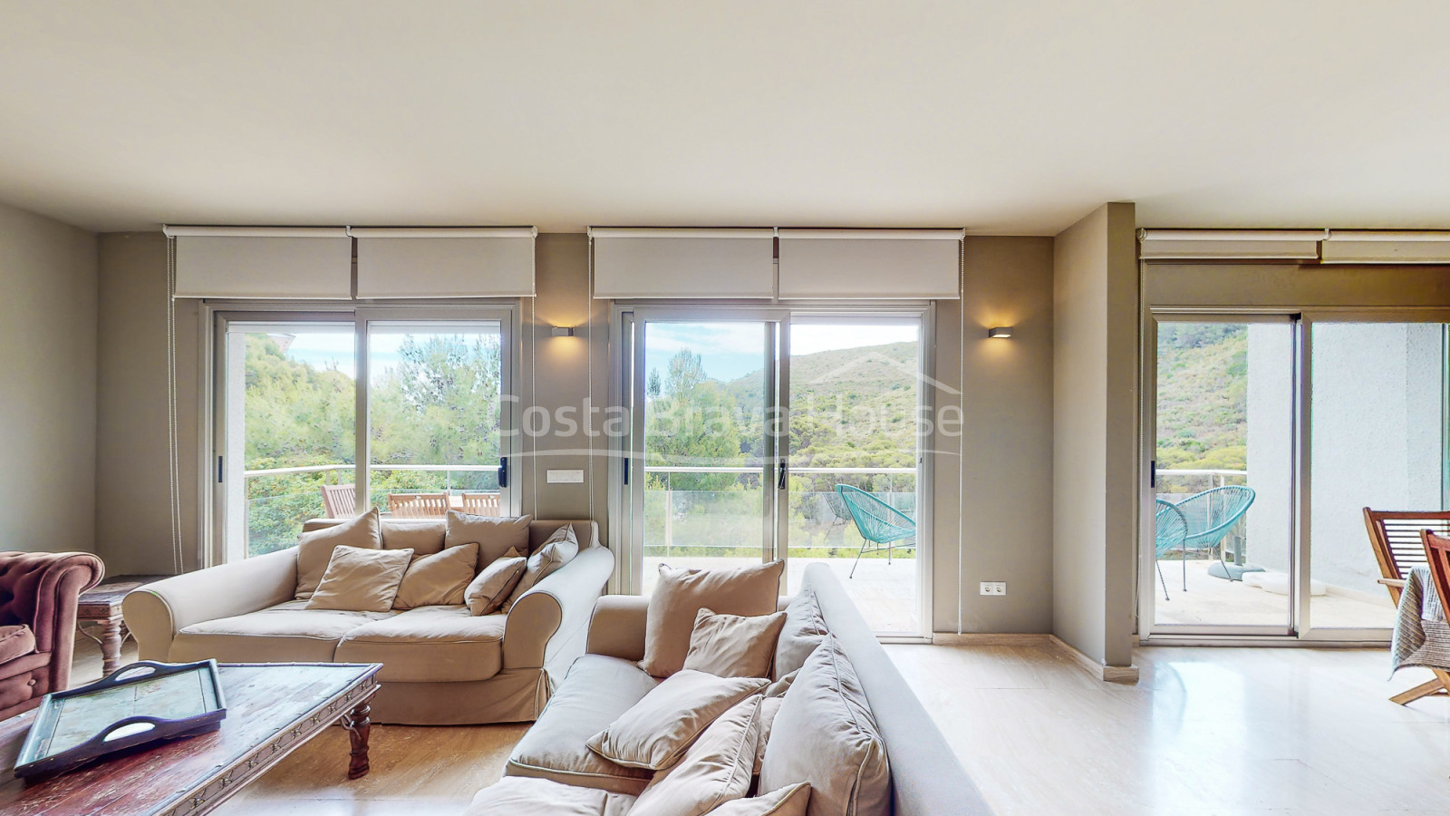Luxury duplex in Begur Sa Tuna steps from the beach