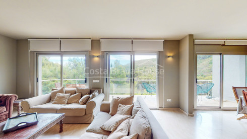 Luxury duplex in Begur Sa Tuna steps from the beach