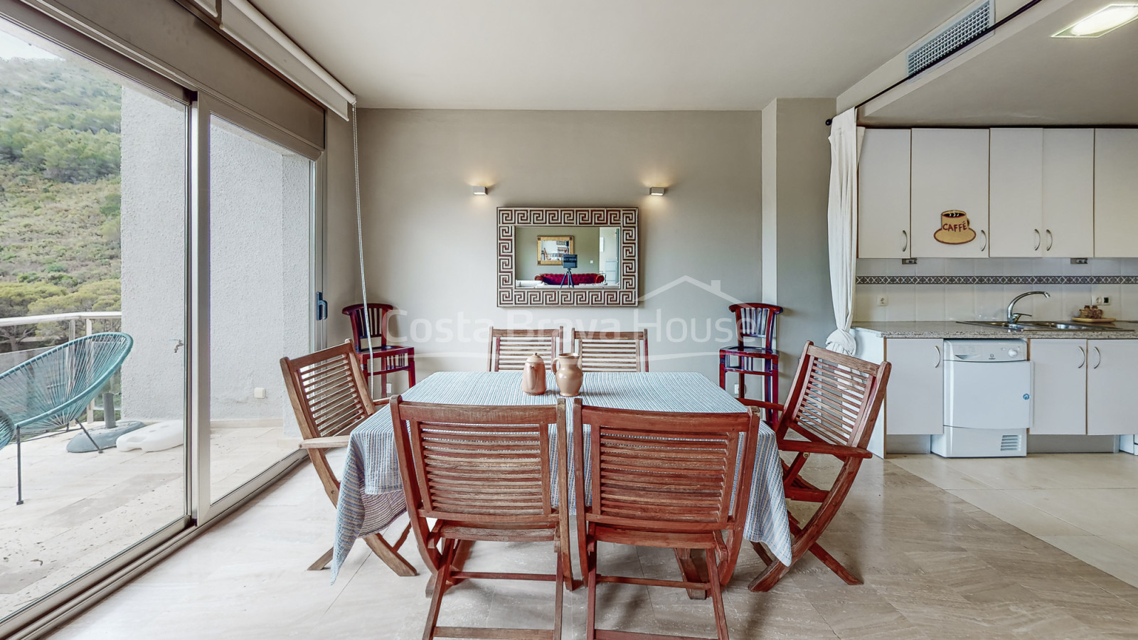 Luxury duplex in Begur Sa Tuna steps from the beach