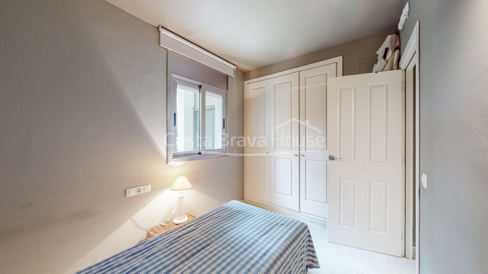 Luxury duplex in Begur Sa Tuna steps from the beach
