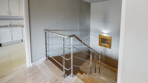 Luxury duplex in Begur Sa Tuna steps from the beach