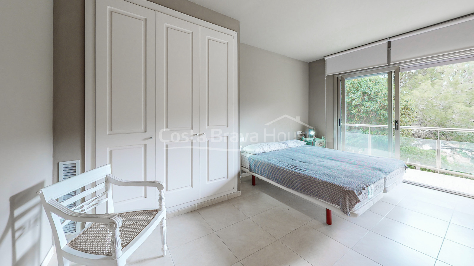 Luxury duplex in Begur Sa Tuna steps from the beach