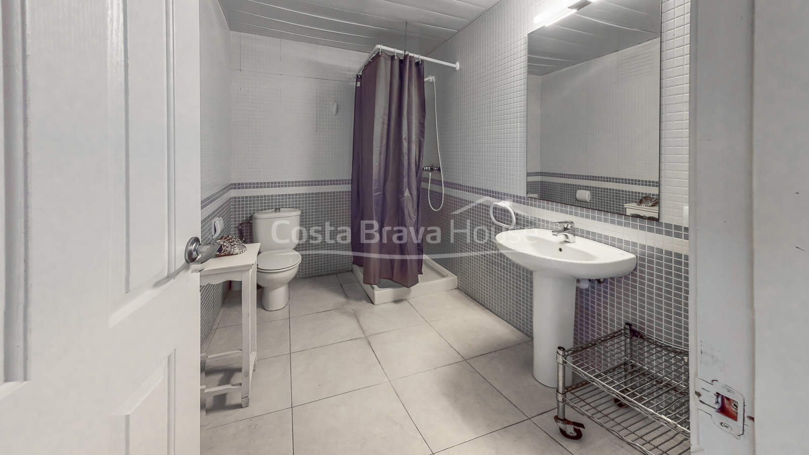 Luxury duplex in Begur Sa Tuna steps from the beach