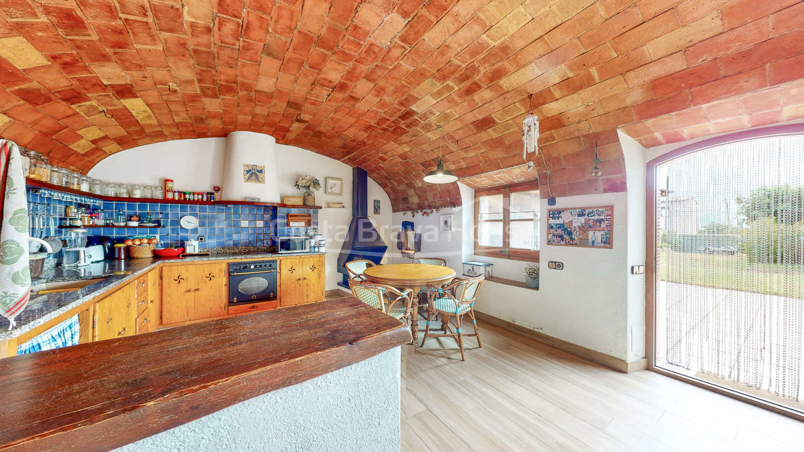 Encantadora casa de pueblo en Llofriu, Baix Emporda