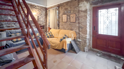 Casa de poble a reformar a Palau Sator, Baix Empordà
