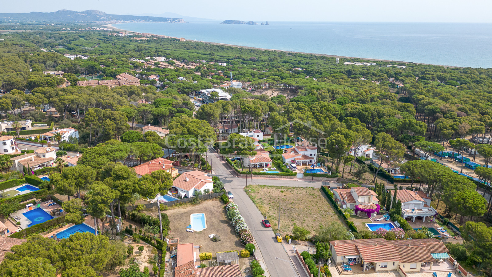 Terreno edificable cerca de la playa Pals, Costa Brava