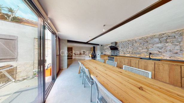 Casa de campo reformada en Esclanyà, Costa Brava