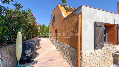 Casa de campo reformada en Esclanyà, Costa Brava