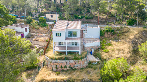 Casa a estrenar con piscina en venta en urbanización Residencial Begur, a 3 min del centro ciudad