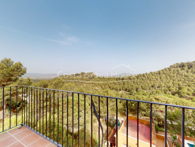 Casa a estrenar con piscina en venta en urbanización Residencial Begur, a 3 min del centro ciudad