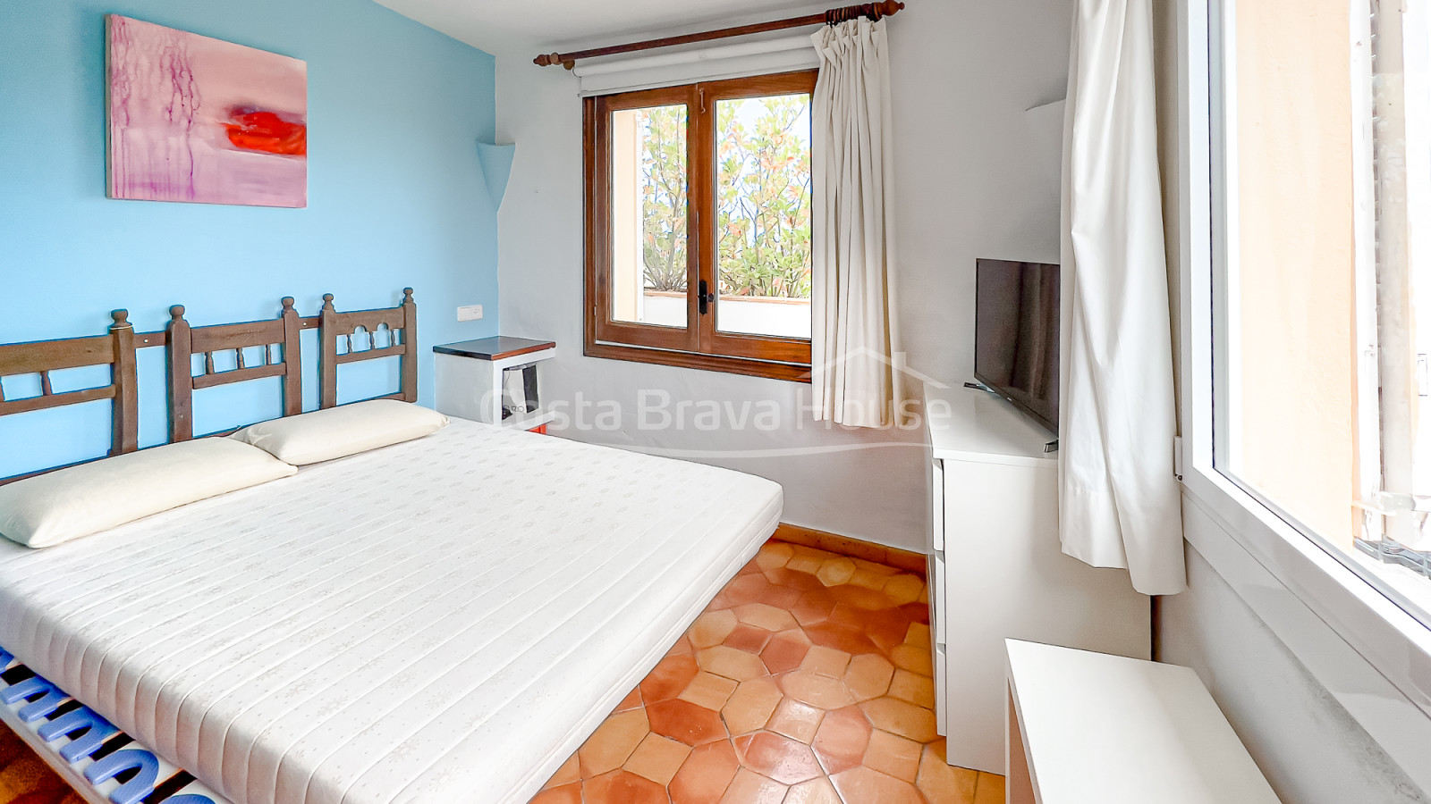 Apartamento con terraza en el centro de Begur, Costa Brava