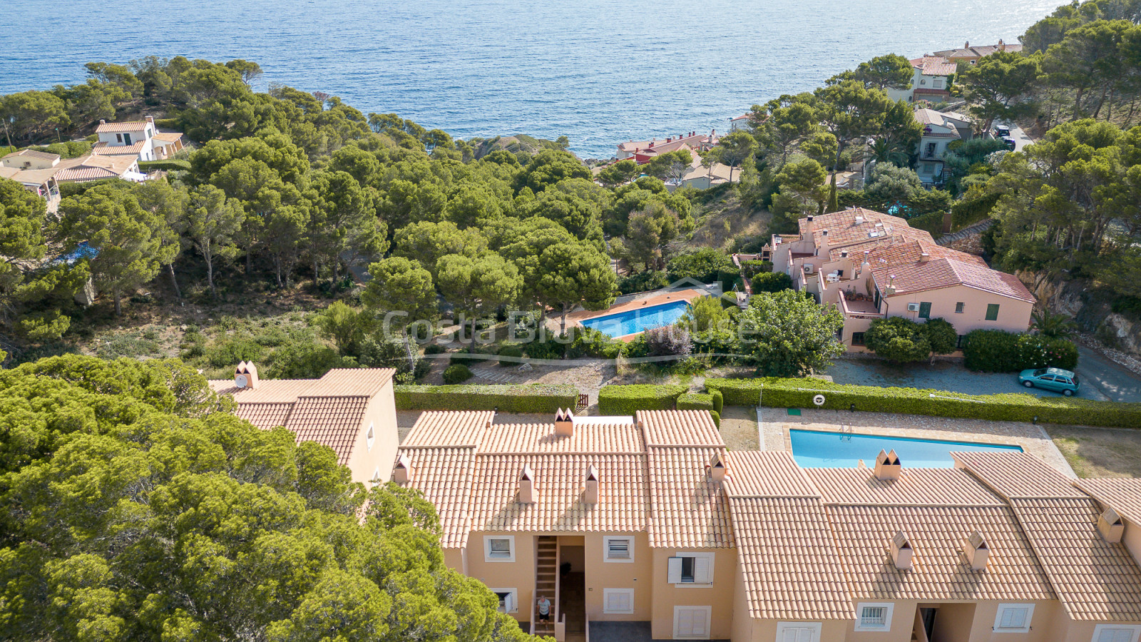 Apartamento con vistas al mar, terraza y piscina en Begur Sa Tuna