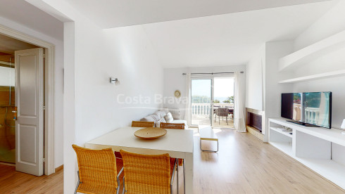 Apartment with sea views, terrace and pool in Begur Sa Tuna