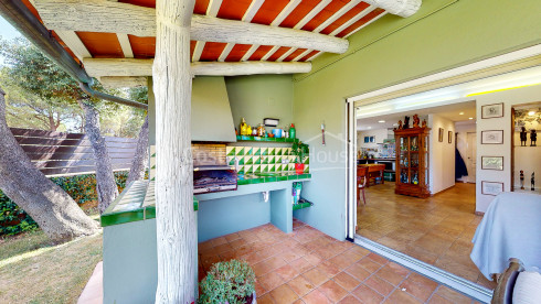 Casa en venta en la prestigiosa Torre Simona, Montrás, Costa Brava