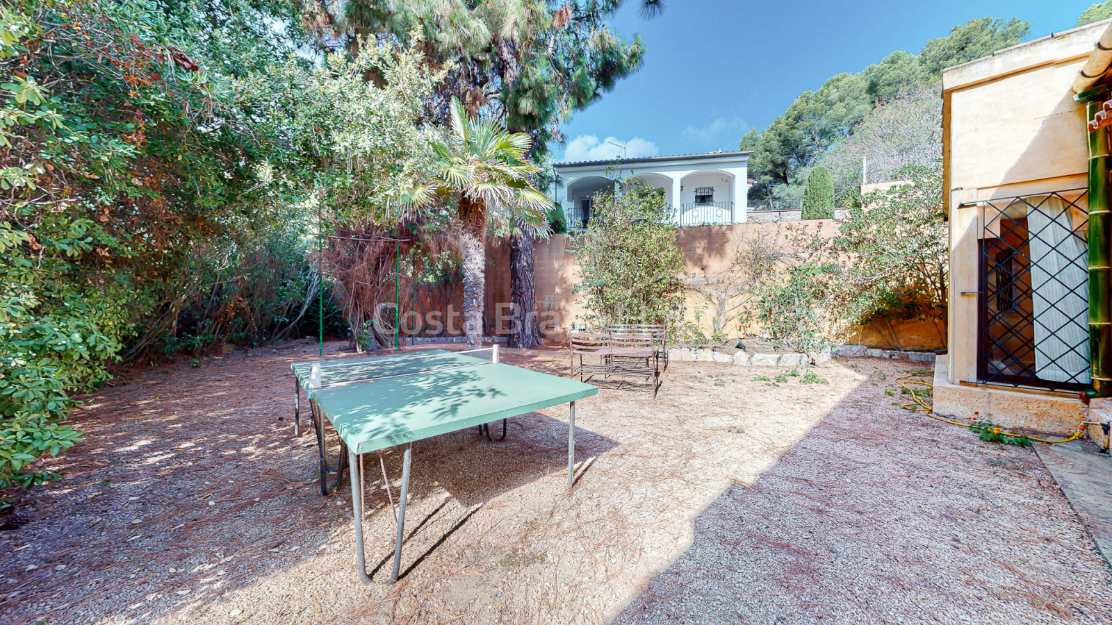 Maison avec piscine et appartement indépendant à Sa Riera (Begur)