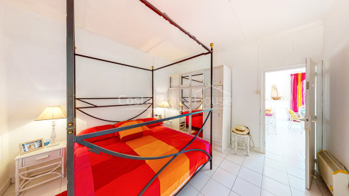 Huis met zwembad en onafhankelijk appartement te koop in Sa Riera (Begur)