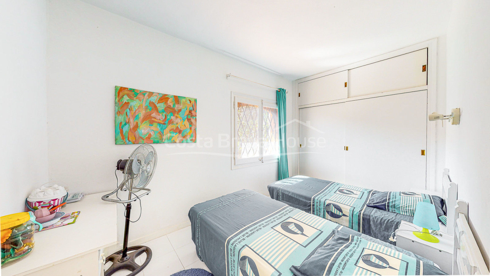 Huis met zwembad en onafhankelijk appartement te koop in Sa Riera (Begur)