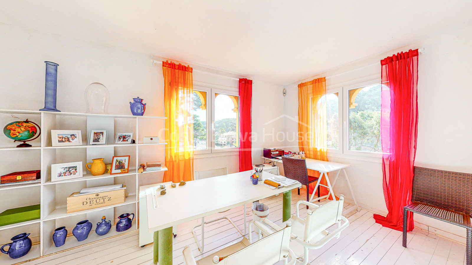 Huis met zwembad en onafhankelijk appartement te koop in Sa Riera (Begur)