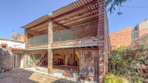 Casa de pueblo en venta en La Bisbal d’Empordà