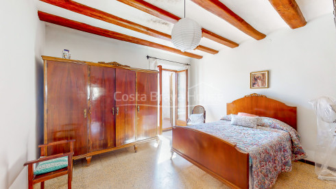 Casa de pueblo en venta en La Bisbal d’Empordà