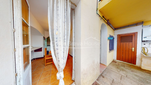 Ground floor apartment on the beach of Llafranc