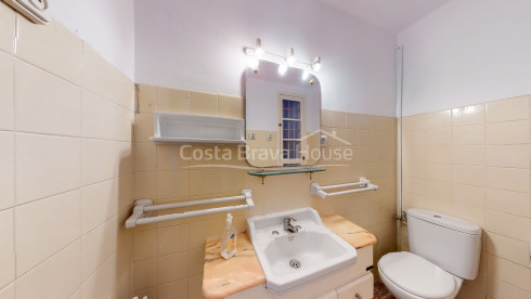 Ground floor apartment on the beach of Llafranc