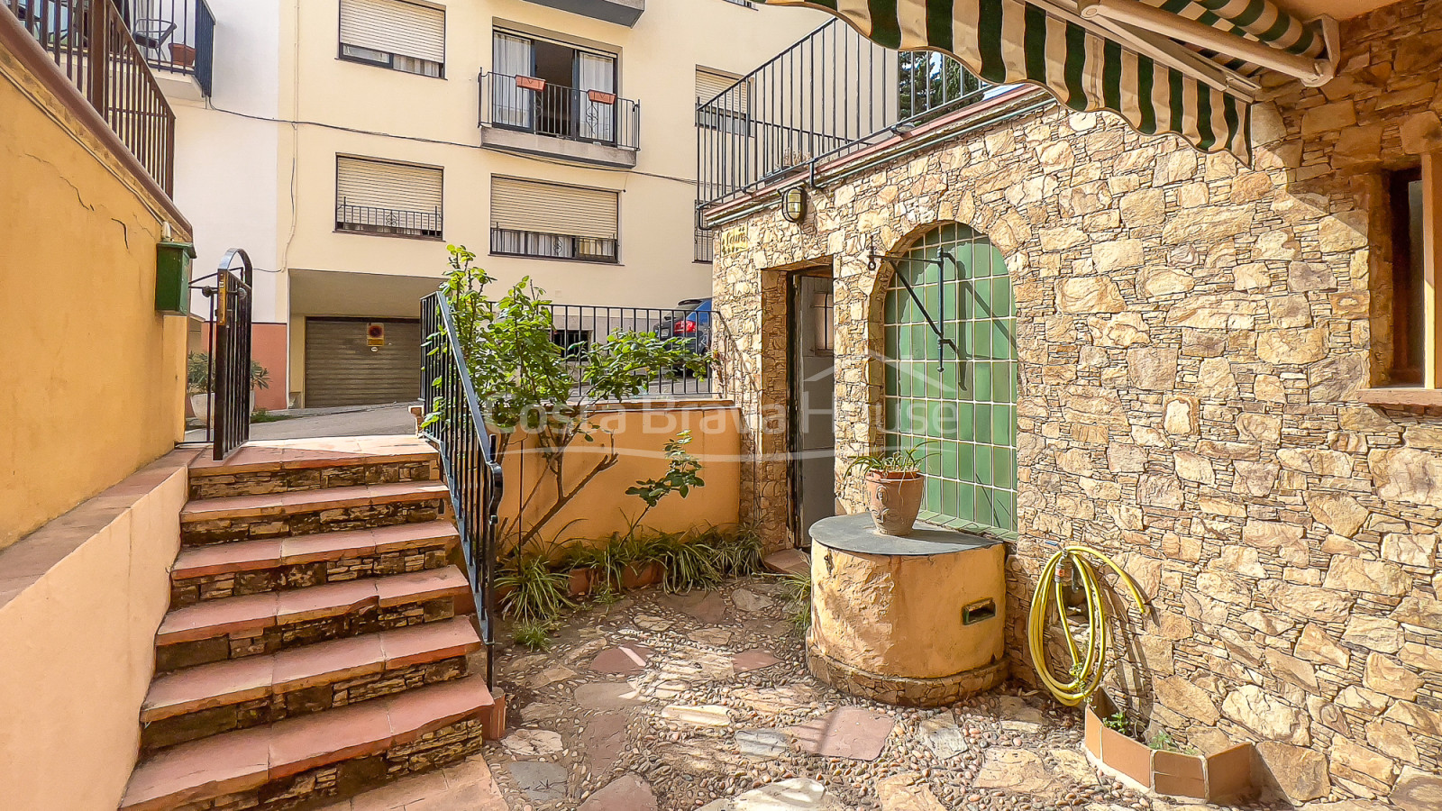 Ground floor apartment on the beach of Llafranc
