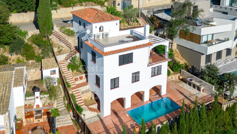 Mediterranean house with sea view in Begur Sa Riera