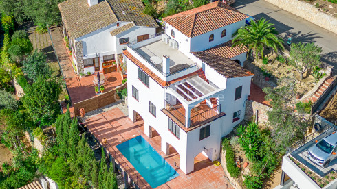 Casa mediterránea con vista mar en Begur Sa Riera