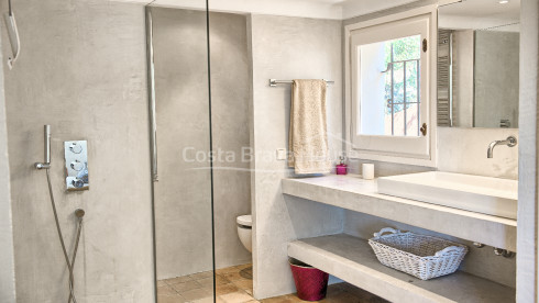 Elegante villa con piscina en Begur Ses Costes Aiguablava